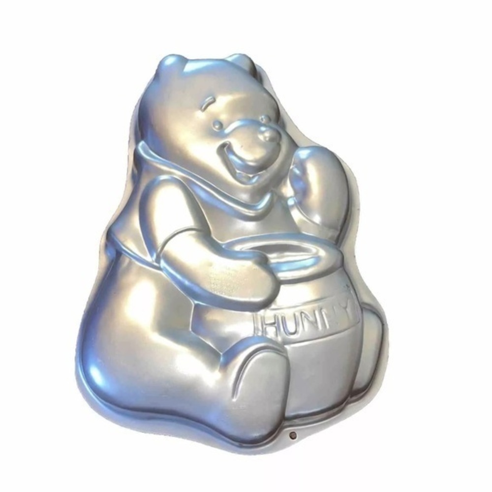 Vintage Wilton Disney Winnie the Pooh Cake Pan 2105-3000 Retired 1995
